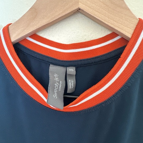 SWEATY BETTY Super Hero Cropped Muscle Tank - Picture 4 of 9